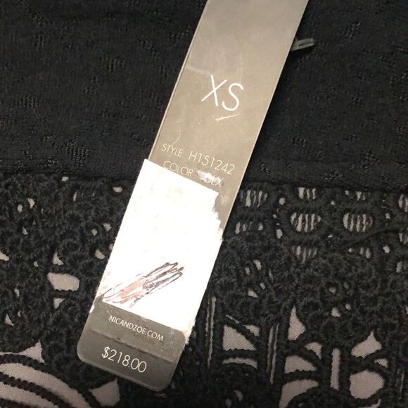 NEW ✨ Layered Lace Knit Sleeveless Sheath - Picture 8 of 8